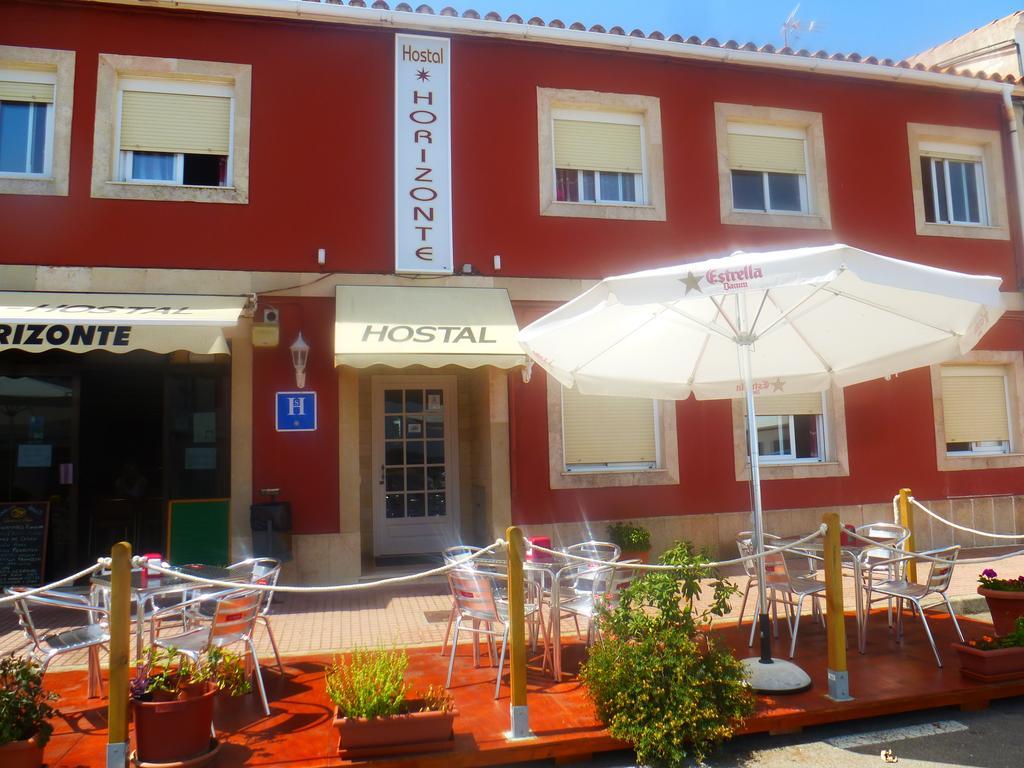 Hostal Horizonte Es Castell  Exterior photo